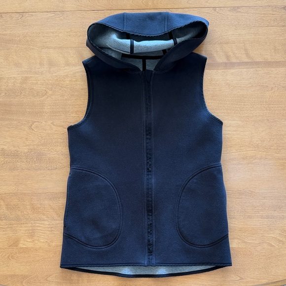 Lululemon Reversible Vest - Picture 3 of 6